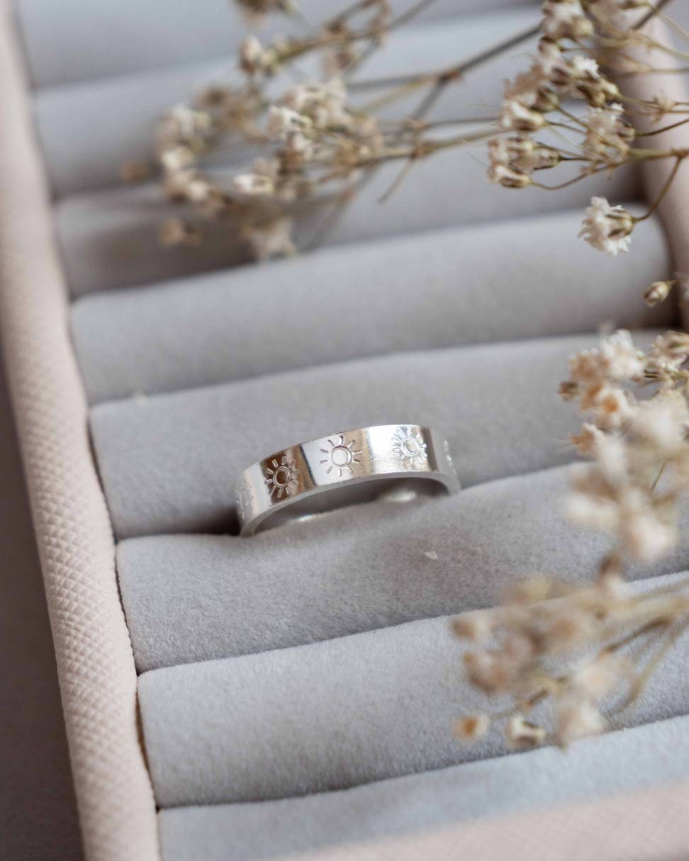 Sterling Silver toe ring adjustable summer band 925 hand stamped mum ladies womens gift present birthday sun sunshine fashion 2020