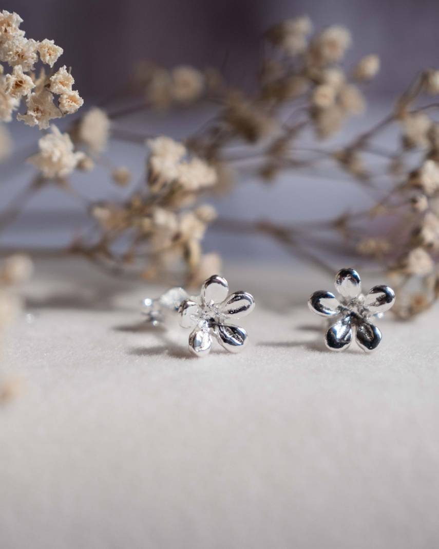 Sterling Silver flower earrings studs 925 gift Christmas present for her 3d real puff nanny grandma mum sister auntie pretty floral