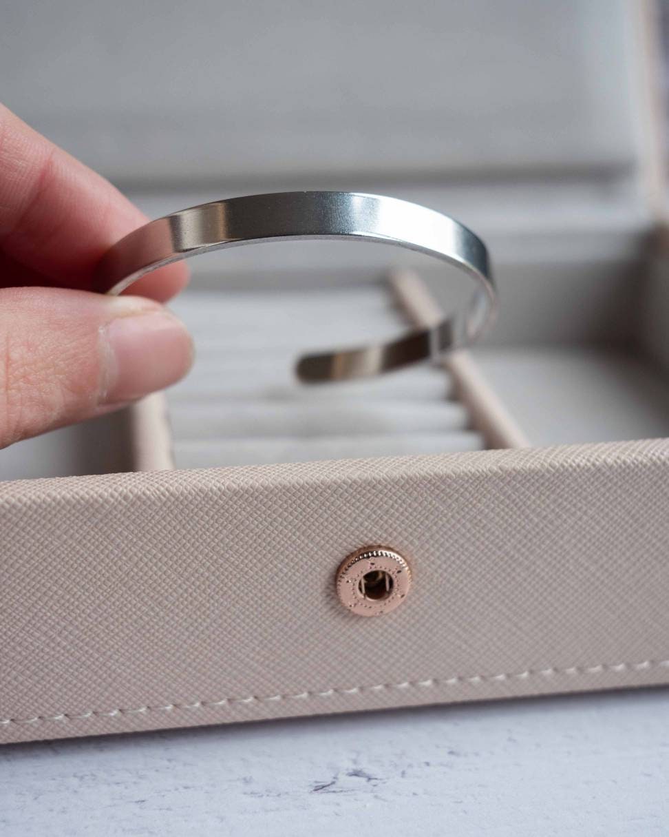 Secret message Auntie bracelet.... Aunt Aunty stamped hand baby personalised children kids names sister friend special hidden bangle cuff